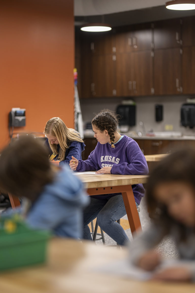 USD 233 Olathe Canyon Creek Elementary