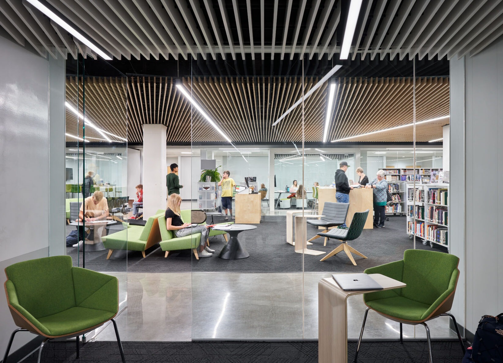 Lawrence Free State High School - Media Center and collaboration space