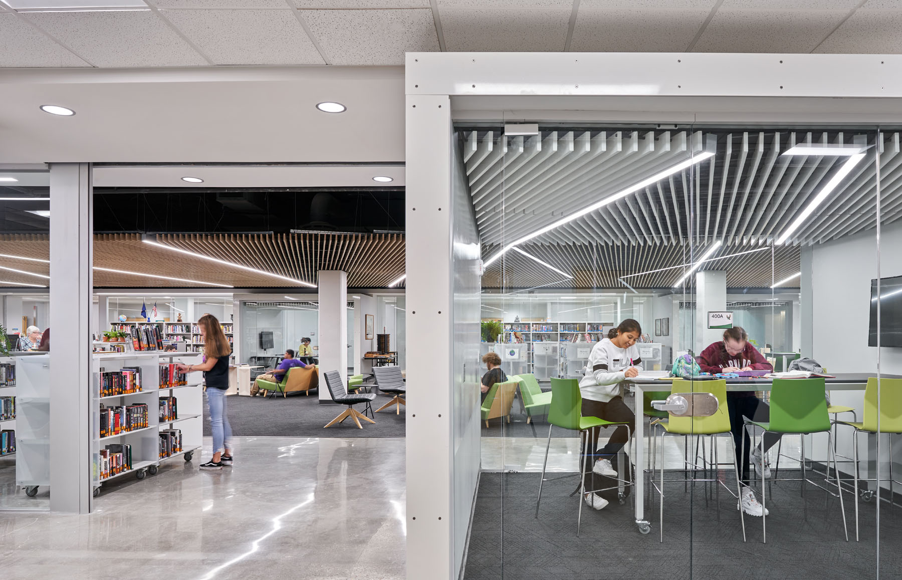 Lawrence Free State High School - Media Center and collaboration space