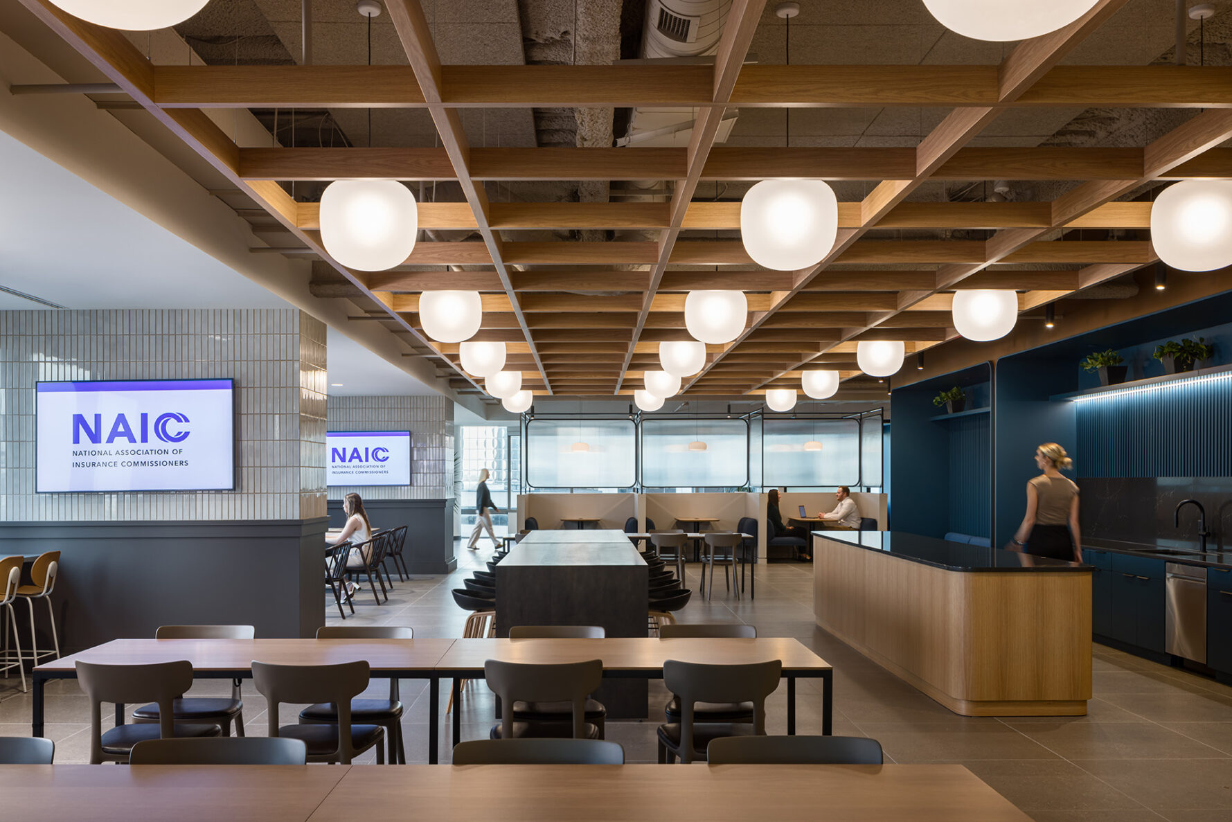 Large sitting area at NAIC Corporate office, remodeled by McCownGordon