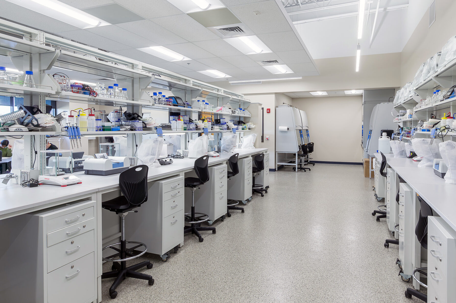 lab space at Auburn Washburn High School