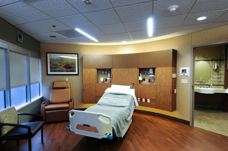 Labor and Delivery patient room at University of Kansas Health System built by McCownGordon