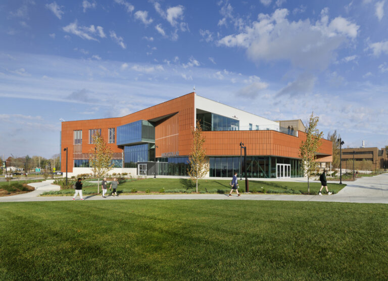 Exterior photo of the MS&T student center